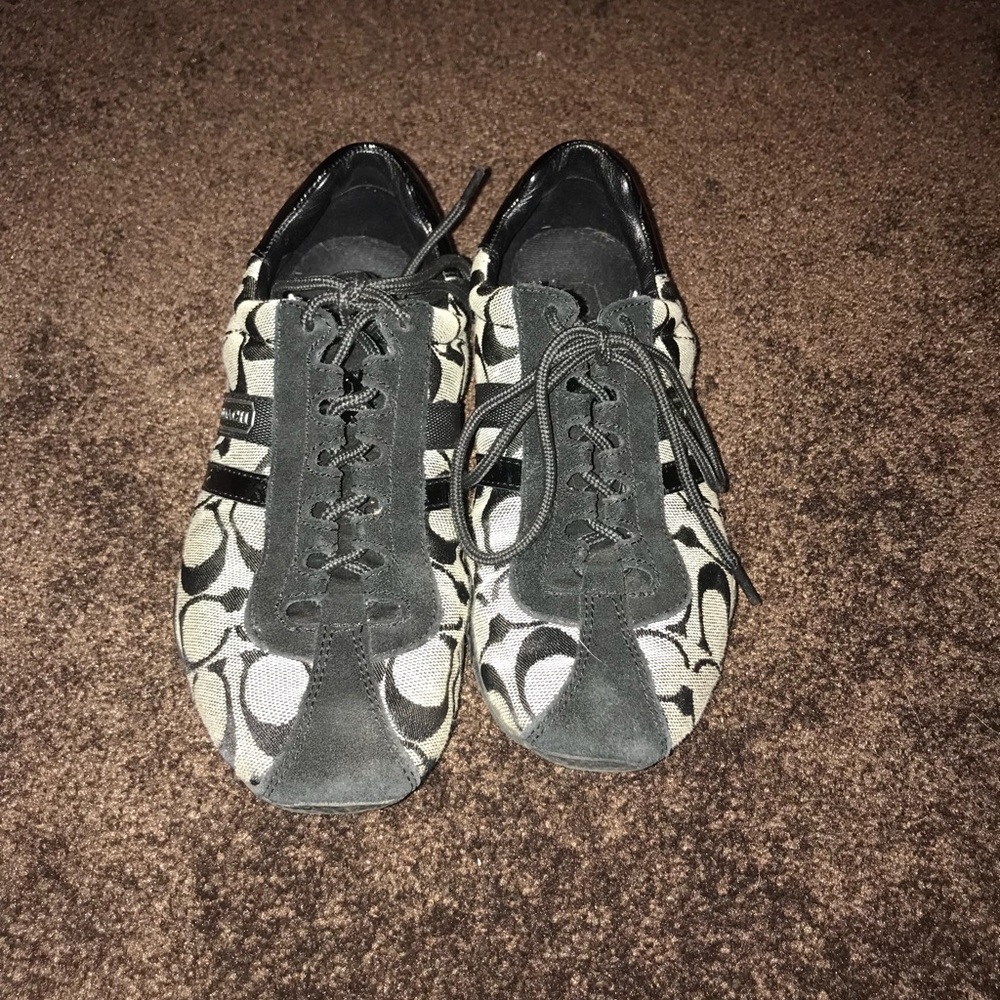 Authentic Coach Sneakers. - Picture 2 of 2